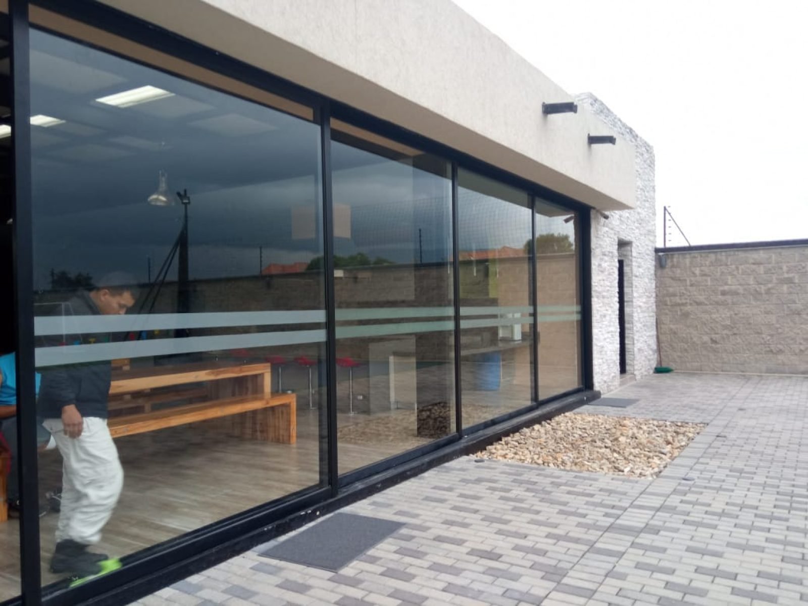 montaje e instalación de fachada